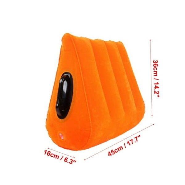 Piepūšams seksa spilvens