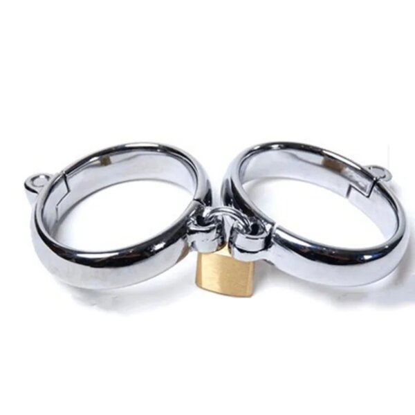 Smagā metāla roku dzelži