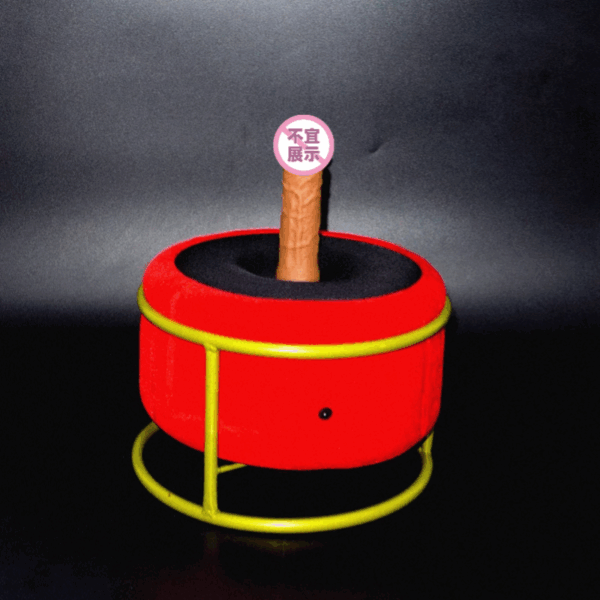 Spilvens ar vibrējošu dildo